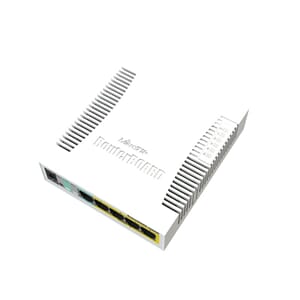 PoE Switch 5 port og SFP - Mikrotik